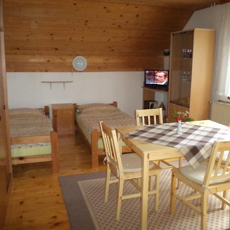 Apartma Podlogar Golica Triglav Appartement Jesenice Buitenkant foto